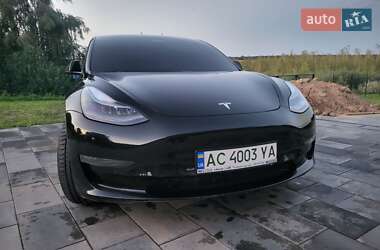 Седан Tesla Model 3 2021 в Луцьку