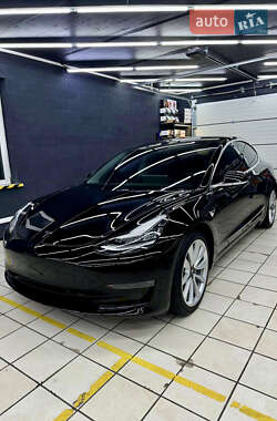 Tesla Model 3 2019 Tesla Model 3 2019
