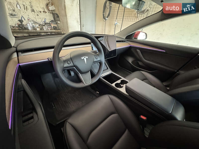 Седан Tesla Model 3 2021 в Одессе