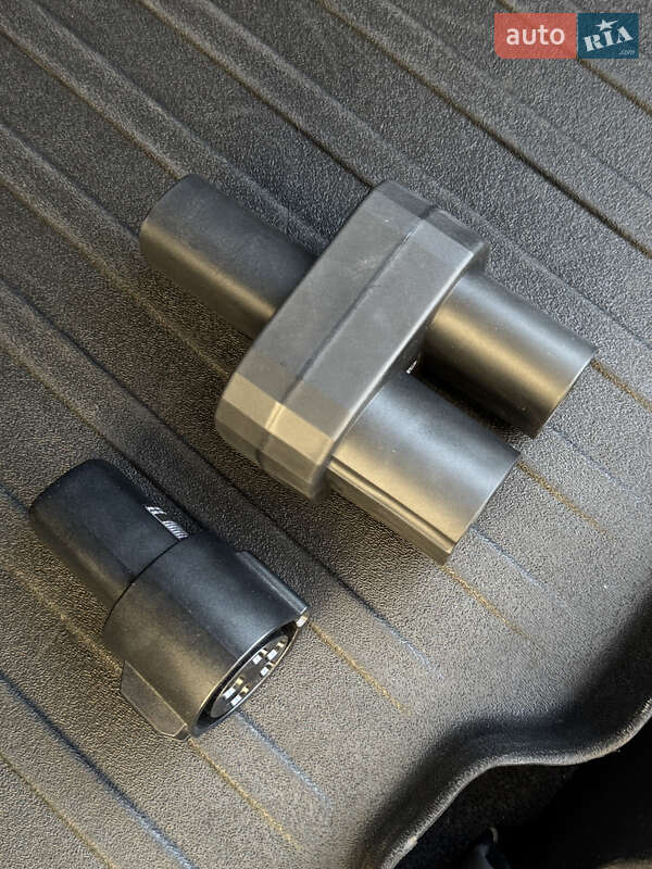 Седан Tesla Model 3 2021 в Одессе