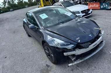 Седан Tesla Model 3 2023 в Киеве