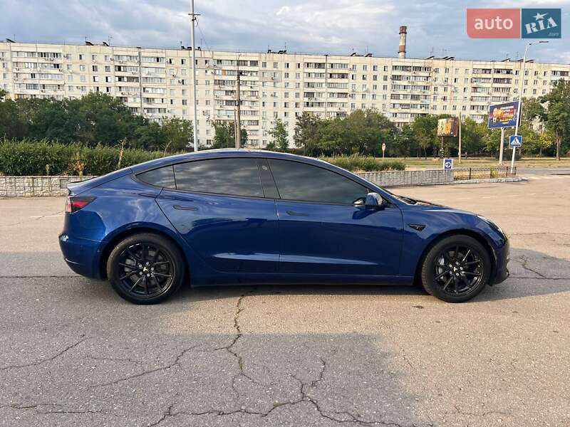 Седан Tesla Model 3 2018 в Запорожье