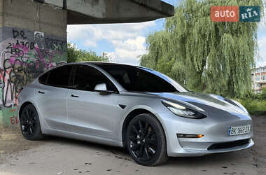 Tesla Model 3 2018