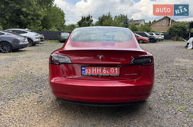 Седан Tesla Model 3 2018 в 