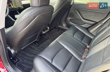 Седан Tesla Model 3 2018 в 