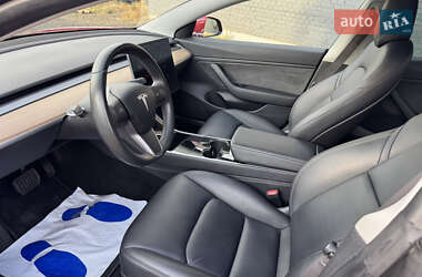 Седан Tesla Model 3 2018 в 