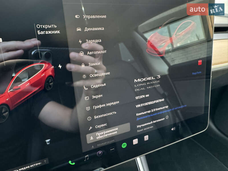 Седан Tesla Model 3 2018 в Луцке