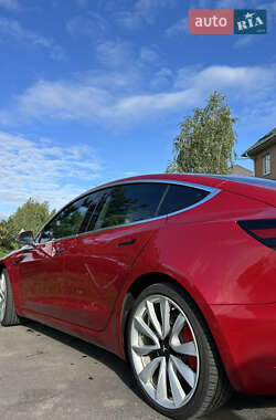 Седан Tesla Model 3 2018 в Києві
