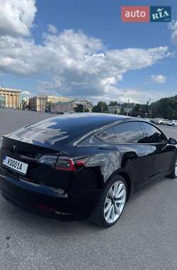 Седан Tesla Model 3 2019 в 