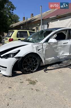 Седан Tesla Model 3 2019 в 