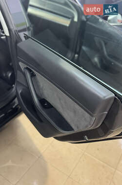 Седан Tesla Model 3 2018 в 