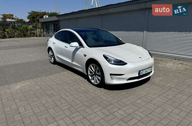 Седан Tesla Model 3 2019 в Дніпрі