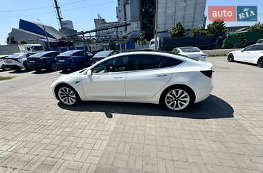 Седан Tesla Model 3 2019 в Дніпрі