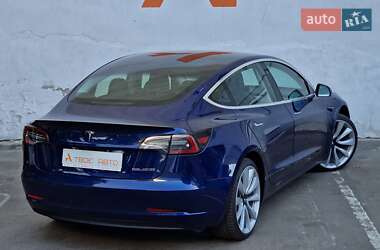 Седан Tesla Model 3 2018 в 