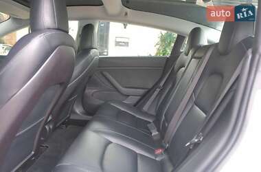 Седан Tesla Model 3 2019 в 