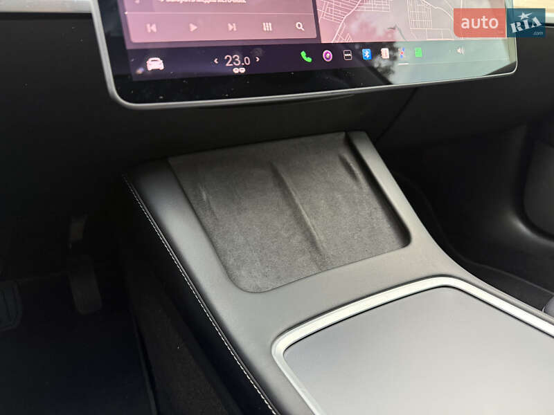 Седан Tesla Model 3 2021 в Днепре