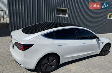 Седан Tesla Model 3 2020 в 