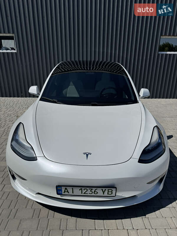 Седан Tesla Model 3 2020 в Белой Церкви
