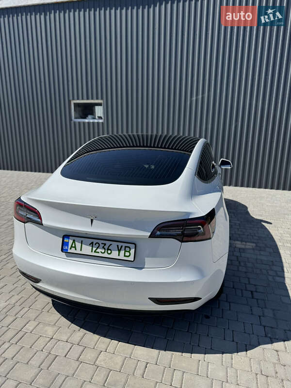 Седан Tesla Model 3 2020 в Белой Церкви