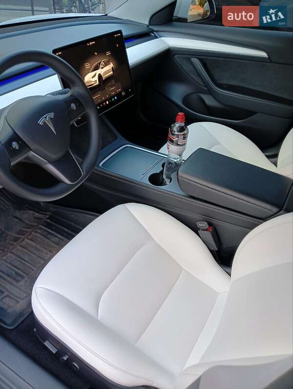 Седан Tesla Model 3 2022 в Кривому Розі фото 29 Седан Tesla Model 3 2022 в Кривому Розі