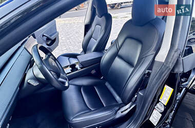 Седан Tesla Model 3 2018 в 