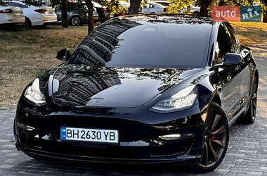Седан Tesla Model 3 2018 в 
