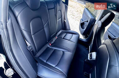 Седан Tesla Model 3 2018 в 