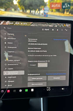 Седан Tesla Model 3 2018 в 