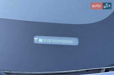 Седан Tesla Model 3 2020 в 
