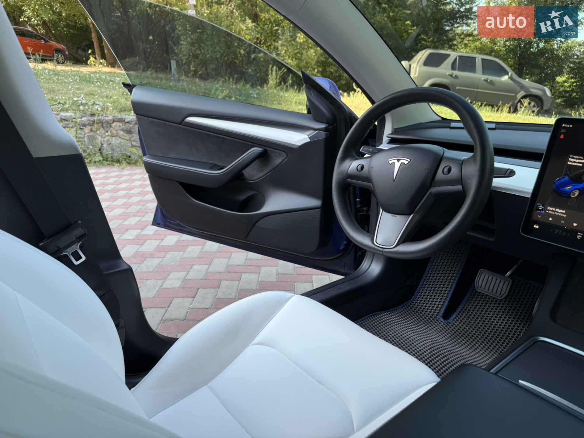 2022 Tesla Model 3 - мініатюра 28