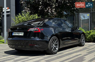 Седан Tesla Model 3 2018 в 