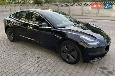 Седан Tesla Model 3 2019 в 
