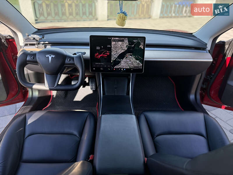Седан Tesla Model 3 2018 в Дніпрі