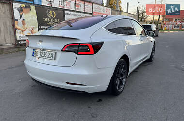 Седан Tesla Model 3 2018 в 