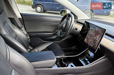 Седан Tesla Model 3 2018 в 