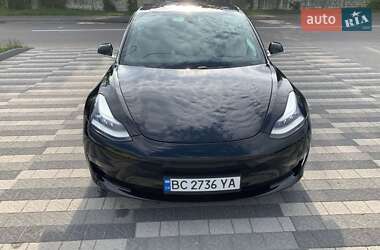Седан Tesla Model 3 2018 в Львові