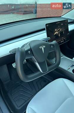 Седан Tesla Model 3 2023 в Луцке