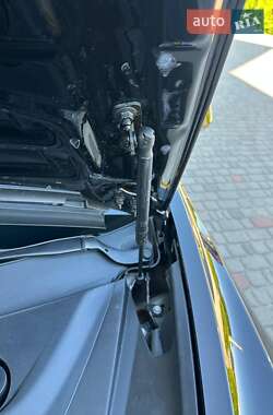 Седан Tesla Model 3 2023 в Луцке