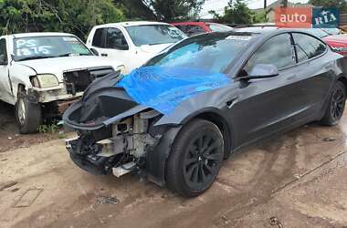 Седан Tesla Model 3 2021 в 