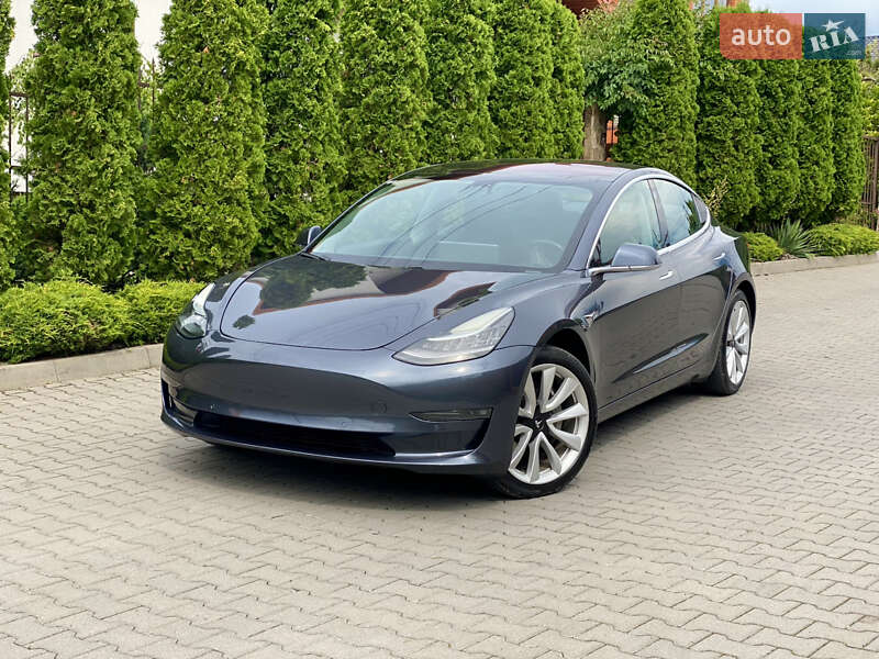 Седан Tesla Model 3 2018 в Хмельницькому