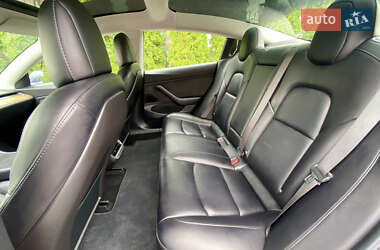 Седан Tesla Model 3 2018 в 