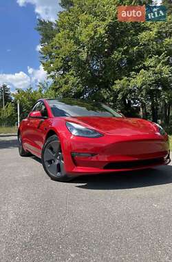 Седан Tesla Model 3 2022 в Макарові