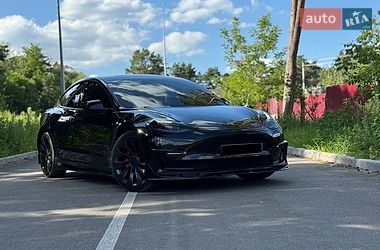 Седан Tesla Model 3 2021 в Житомире