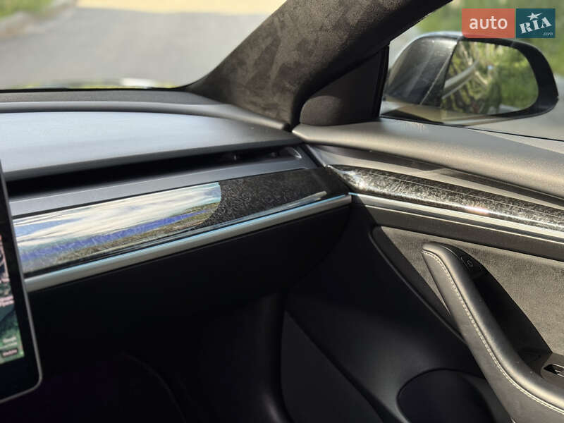 Седан Tesla Model 3 2021 в Житомирі