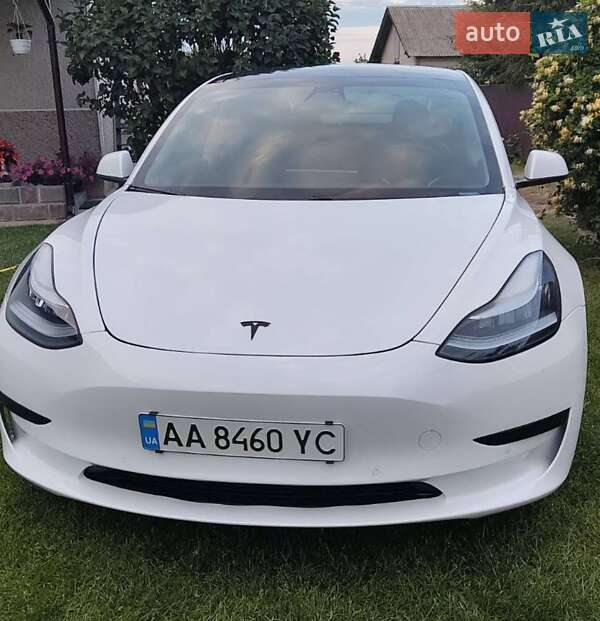 Tesla Model 3 2019 Tesla Model 3 2019