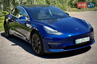 Седан Tesla Model 3 2019 в 