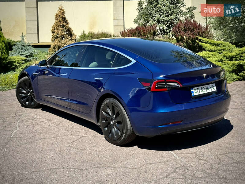 Седан Tesla Model 3 2019 в Днепре