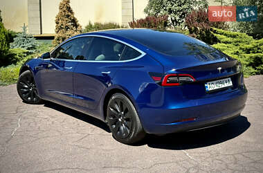 Седан Tesla Model 3 2019 в 