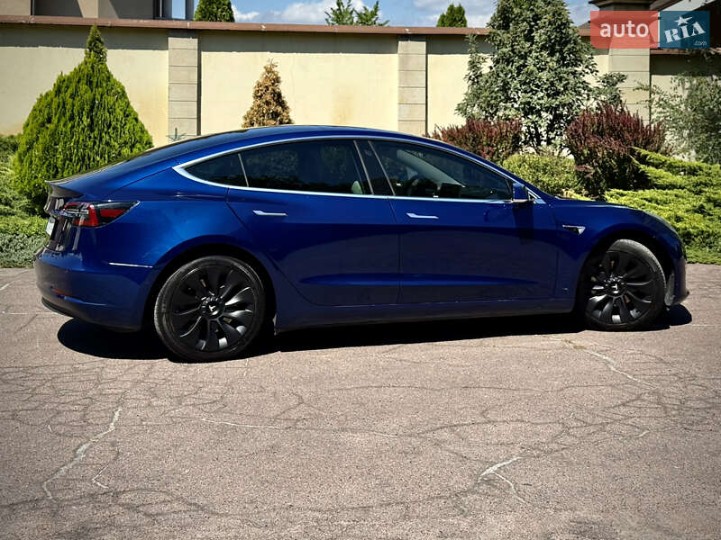Седан Tesla Model 3 2019 в Днепре