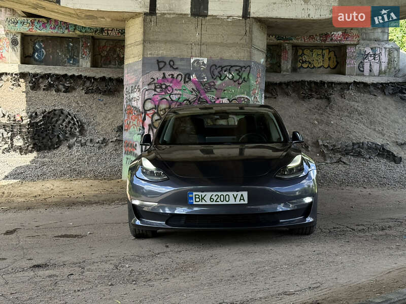 Седан Tesla Model 3 2021 в Ровно фото 3 Седан Tesla Model 3 2021 в Ровно